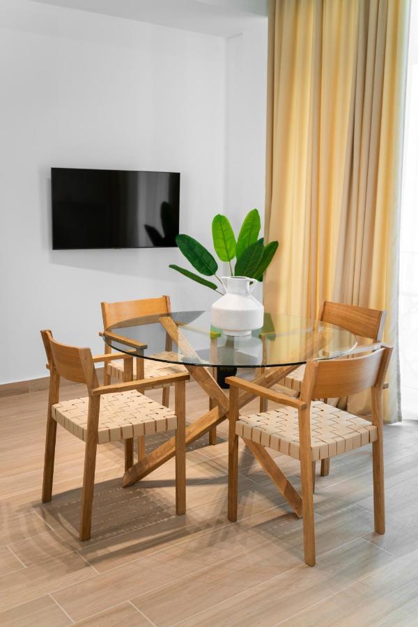 Ono Aparthotel Năvodari Zewnętrze zdjęcie